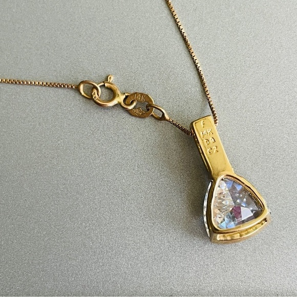 14k Gold Diamonique Cubic Zirconia Trillion Cut Pendant Necklace - Picture 5 of 8